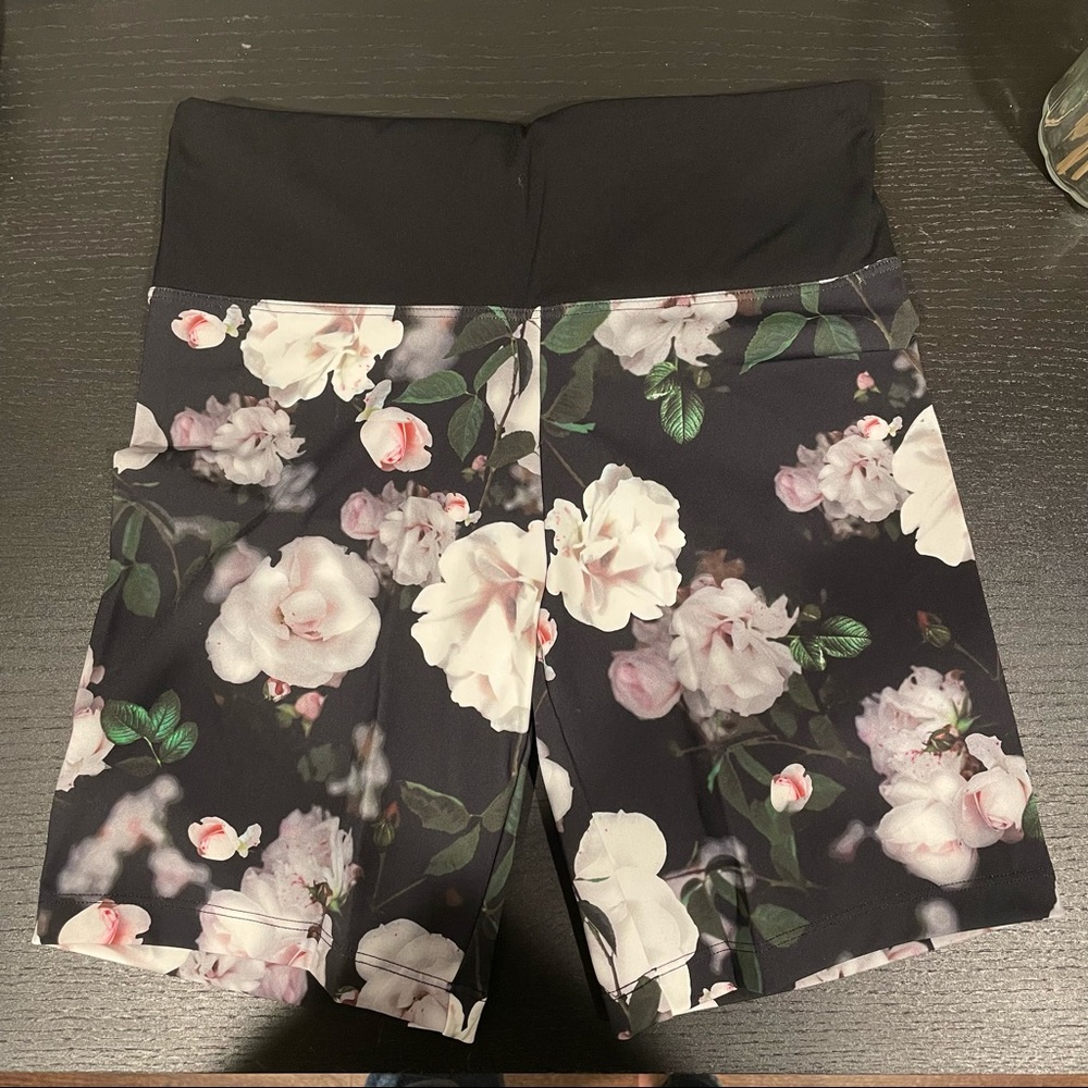 VS SPORT Shorts